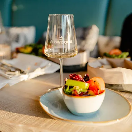 Slowdown Bottsand Hotel Und Spa-2